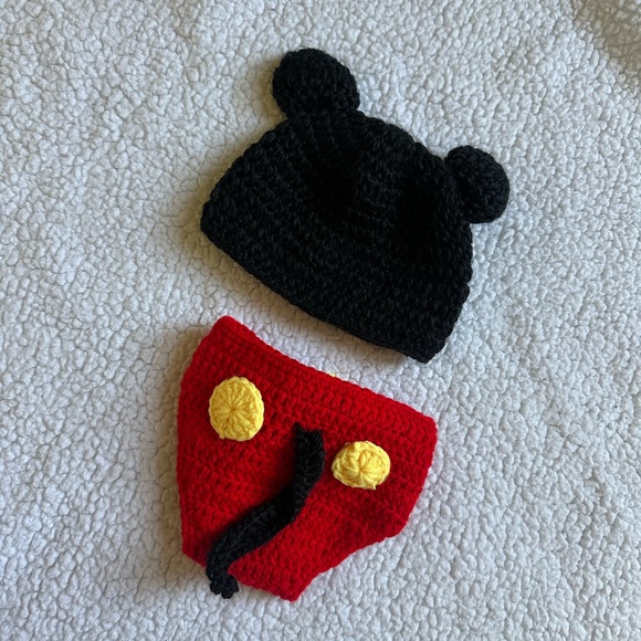 Crotchet Mickey Mouse Hat And Diaper Baby Boy Photo Outfit Size Newborn - Picture 1 of 5